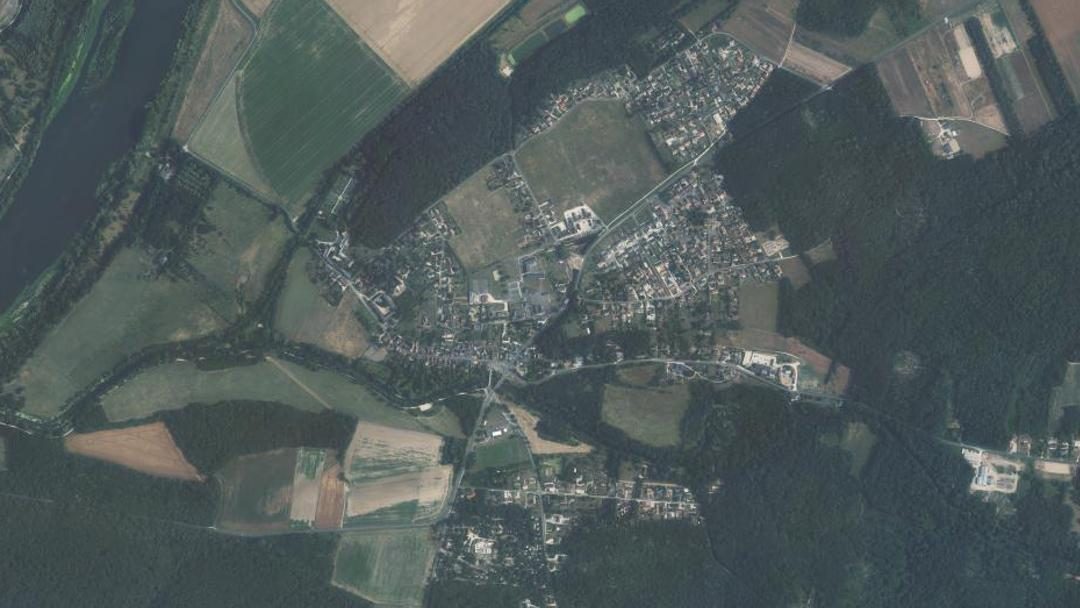 Photo 2 — Candé-sur-Beuvron, Loir-et-Cher (41120)