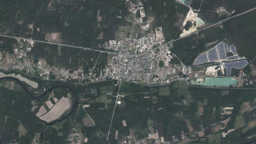 Photo 2 — Gièvres, Loir-et-Cher (41130)