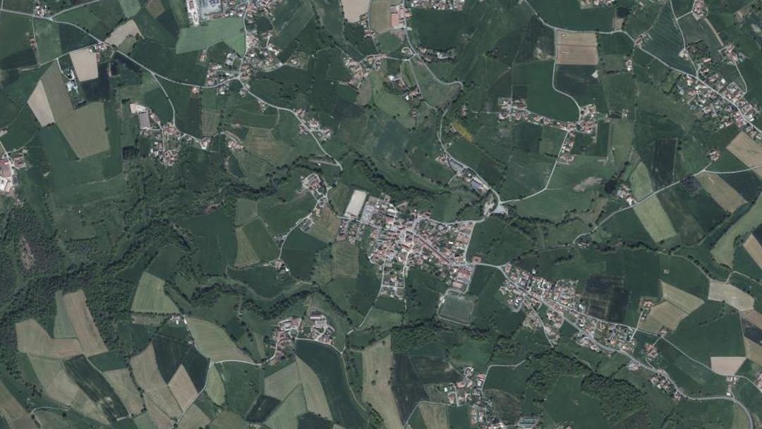 Photo 2 — Aveizieux, Loire (42330)