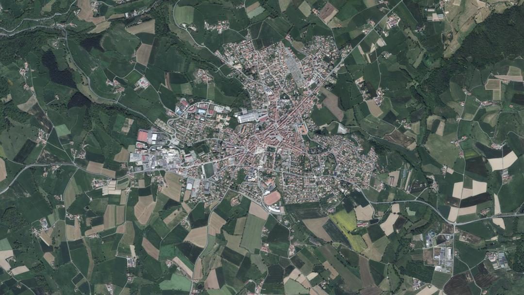 Photo 2 — Chazelles-sur-Lyon, Loire (42140)