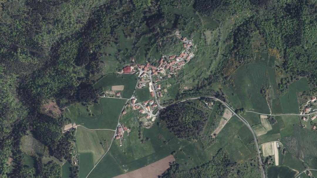 Photo 2 — Lavieu, Loire (42560)