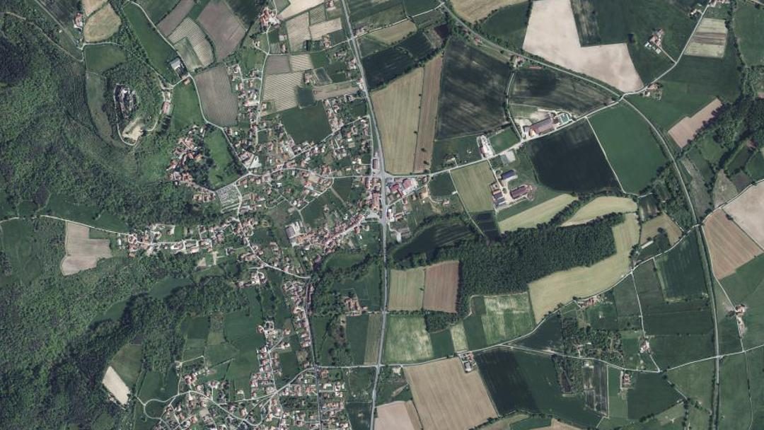 Photo 2 — Marcilly-le-Châtel, Loire (42130)