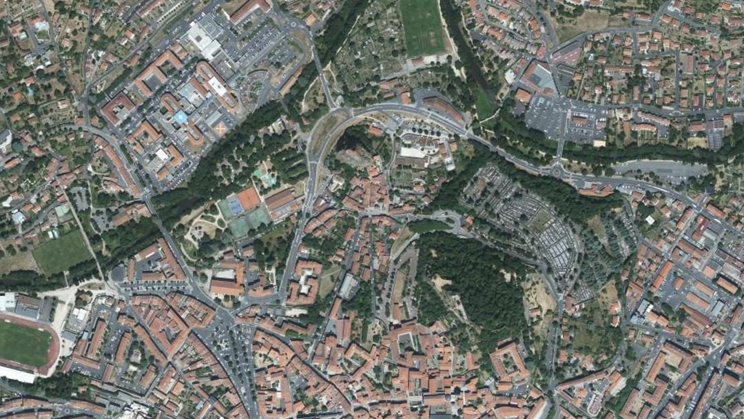 Photo 5 — Aiguilhe, Haute-Loire (43000)