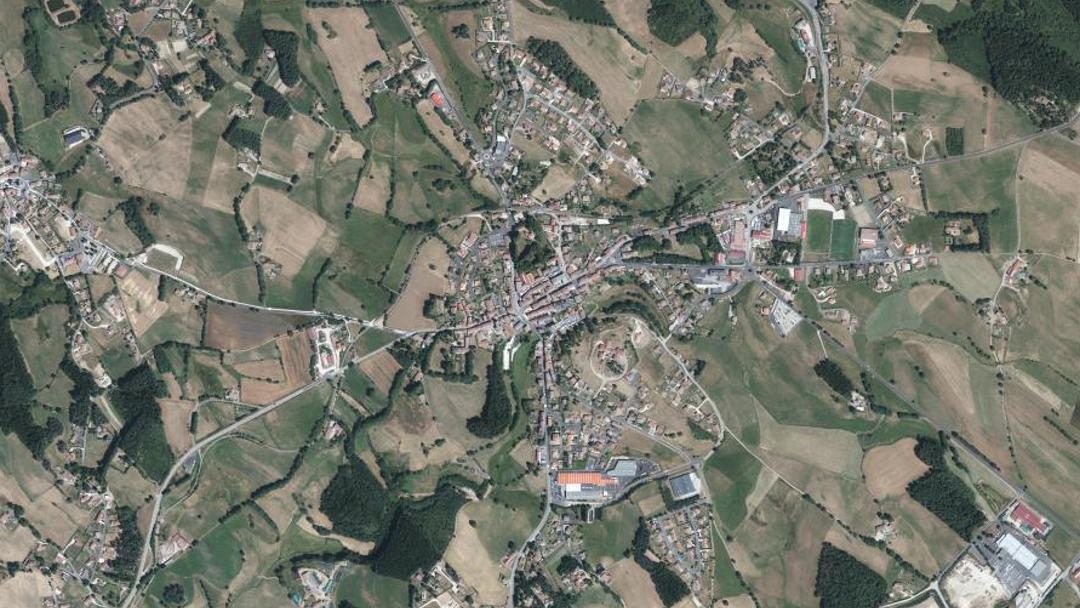 Photo 4 — Montfaucon-en-Velay, Haute-Loire (43290)