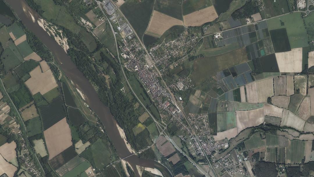 Photo 2 — Bonny-sur-Loire, Loiret (45420)