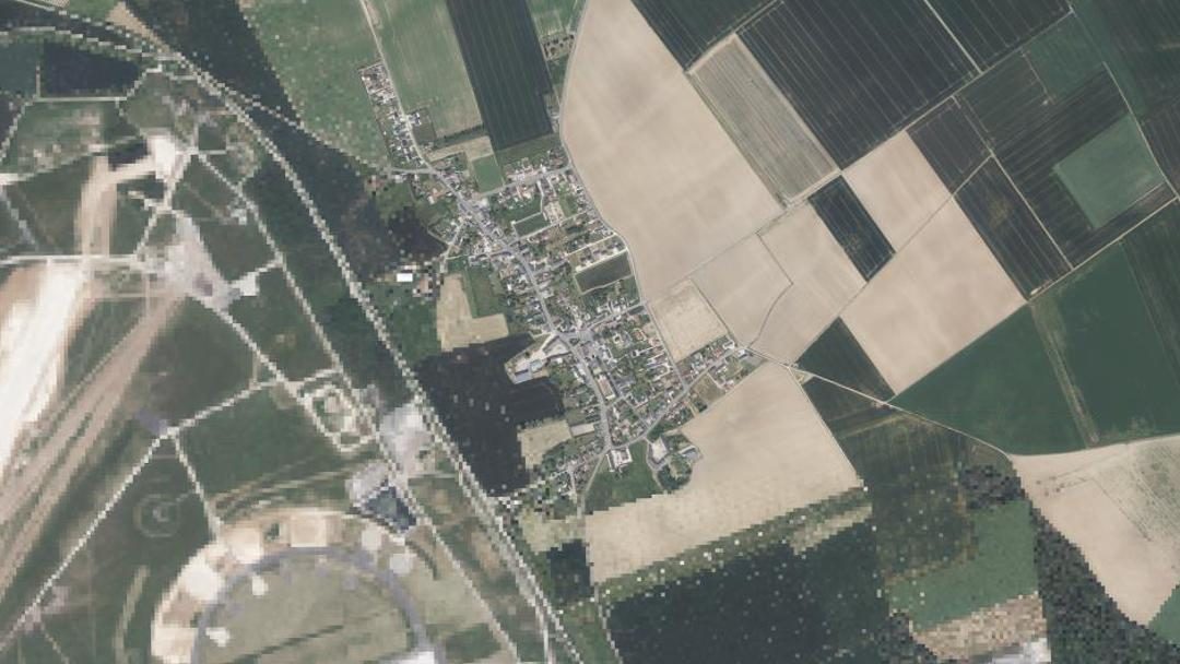 Photo 2 — Bricy, Loiret (45310)