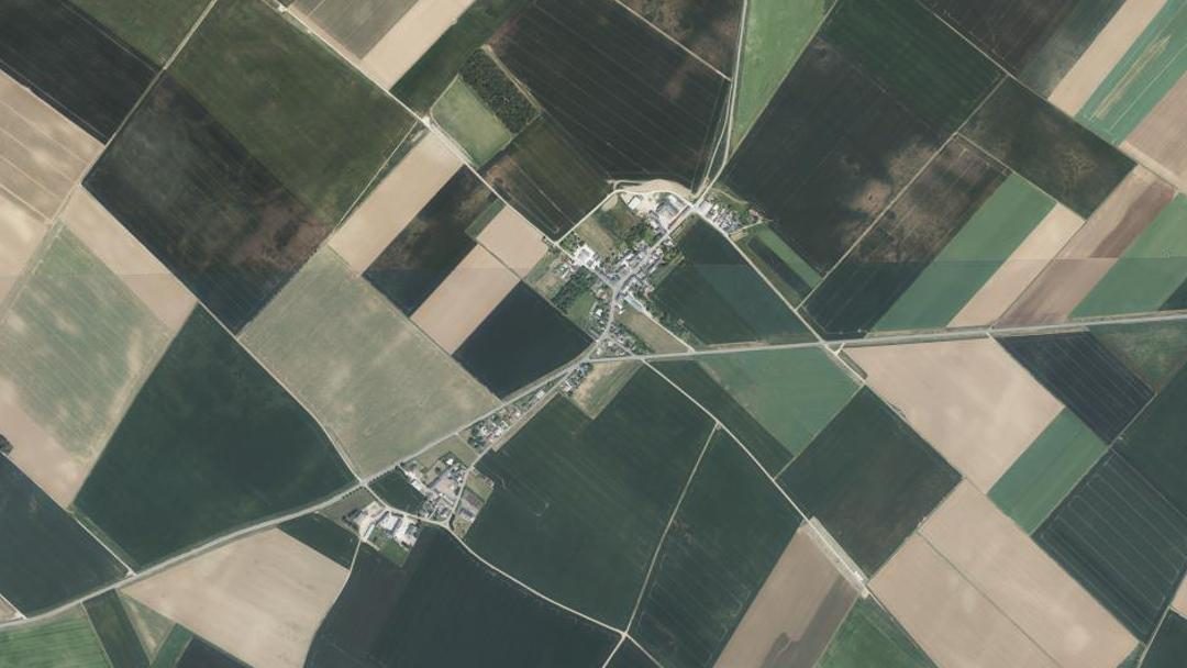Photo 2 — Rouvray-Sainte-Croix, Loiret (45310)