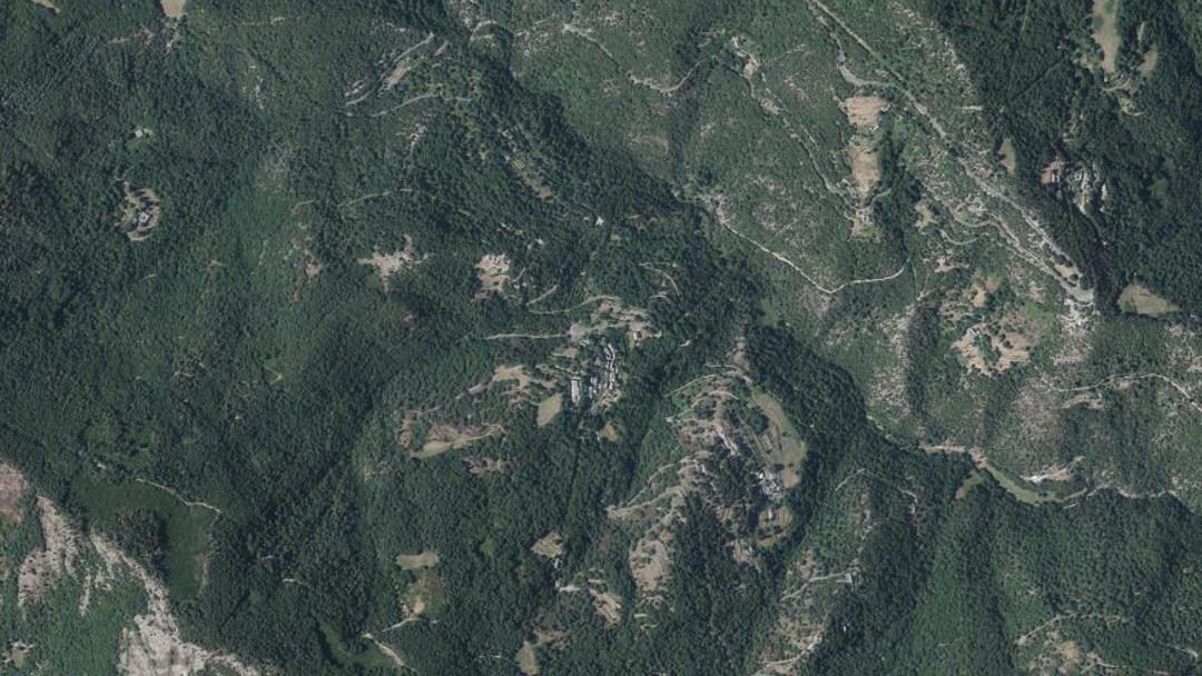 Photo 3 — Saint-Martin-de-Lansuscle, Lozère (48110)