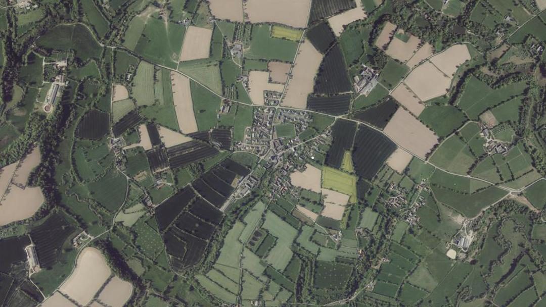 Photo 3 — Courcy, Manche (50200)