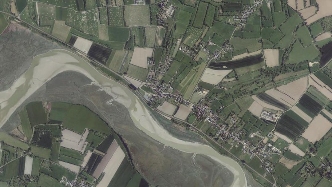 Photo 3 — Heugueville-sur-Sienne, Manche (50200)