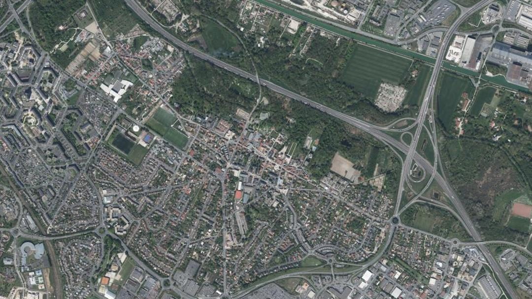 Photo 2 — Cormontreuil, Marne (51350)