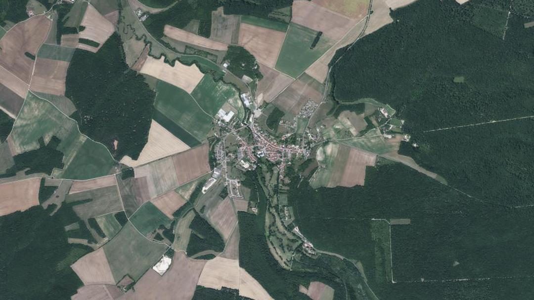 Photo 2 — Arc-en-Barrois, Haute-Marne (52210)