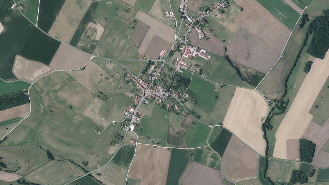 Photo 2 — Genevrières, Haute-Marne (52500)