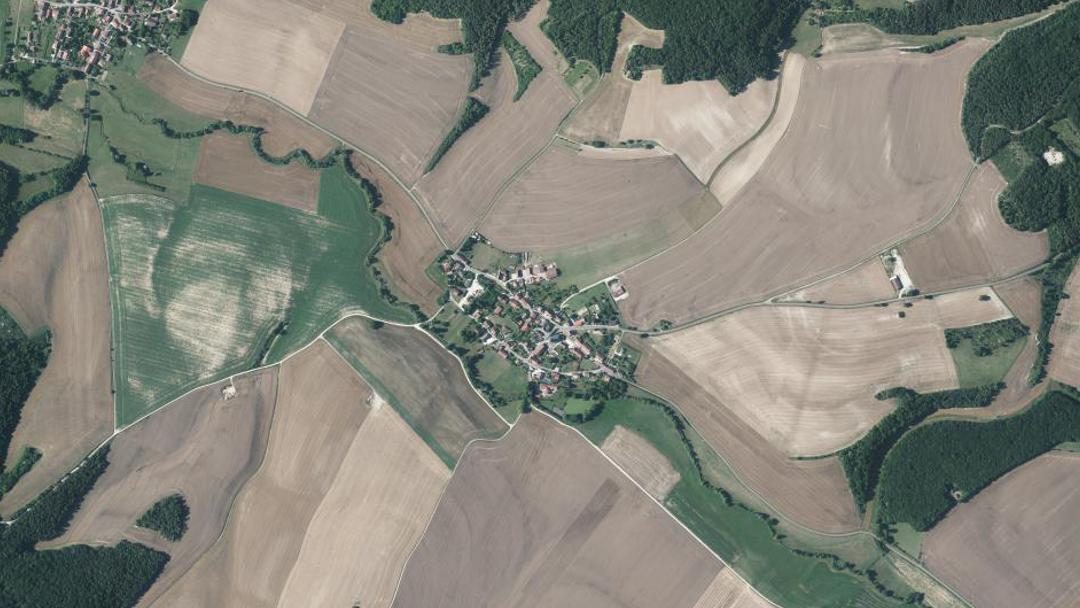 Photo 2 — Lavilleneuve-au-Roi, Haute-Marne (52330)