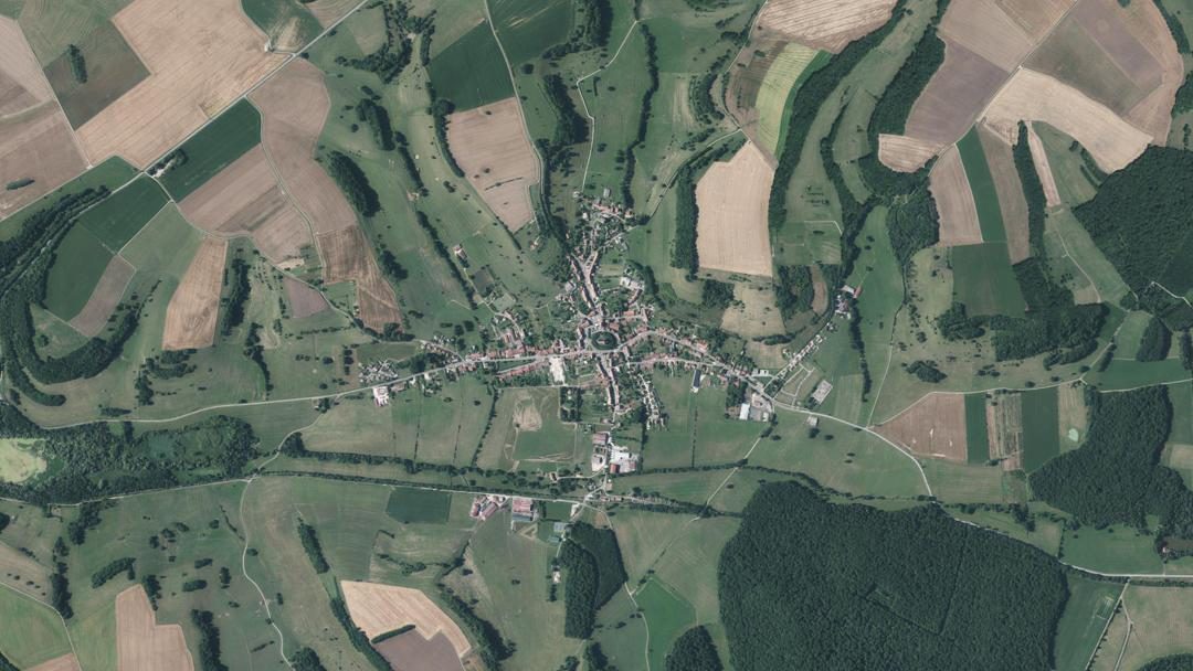 Photo 2 — Neuilly-l'Évêque, Haute-Marne (52360)