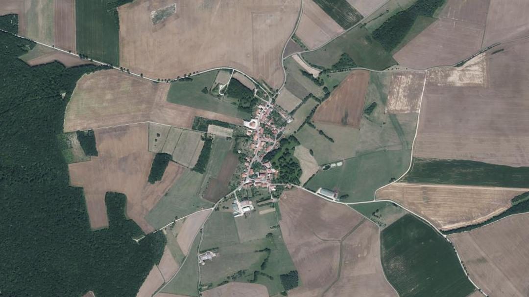 Photo 3 — Perrogney-les-Fontaines, Haute-Marne (52160)