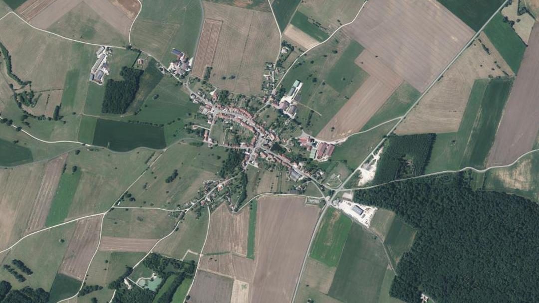 Photo 2 — Poinson-lès-Fayl, Haute-Marne (52500)