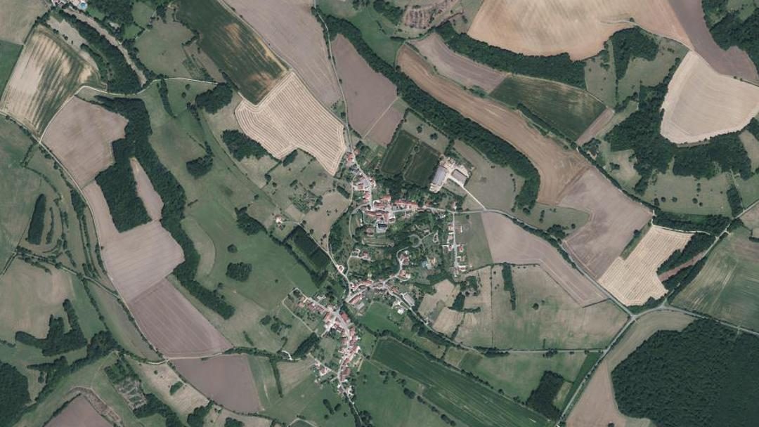 Photo 2 — Saint-Broingt-les-Fosses, Haute-Marne (52190)