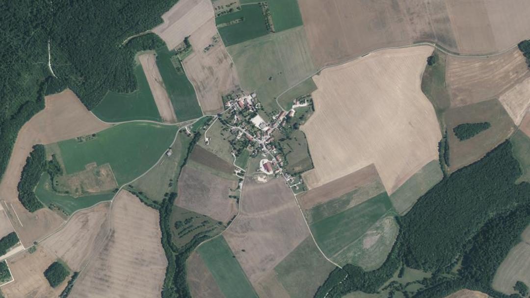 Photo 2 — Sarcey, Haute-Marne (52800)