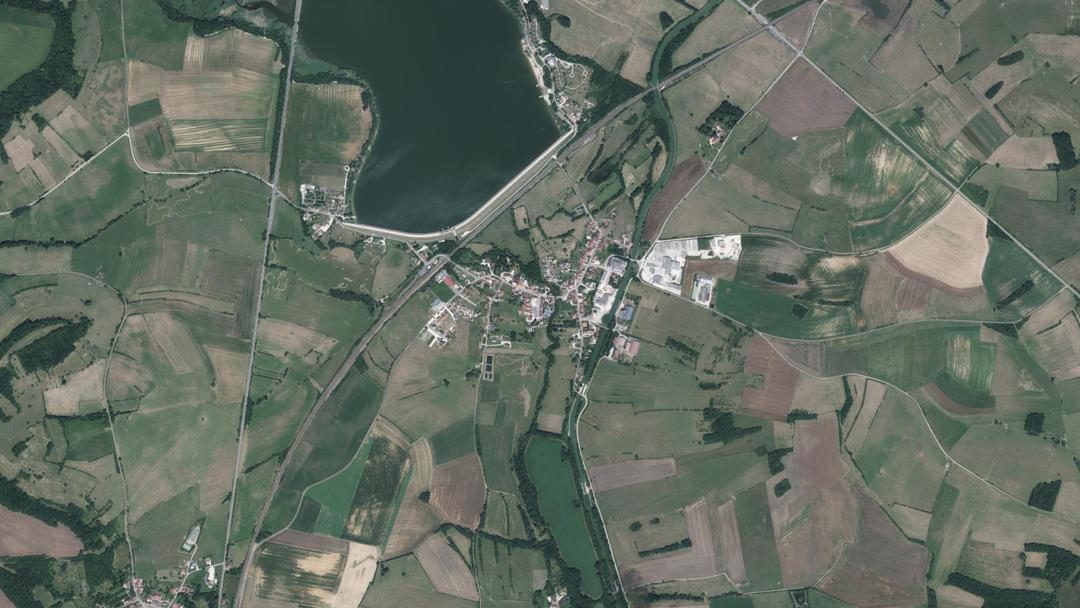 Photo 2 — Villegusien-le-Lac, Haute-Marne (52190)