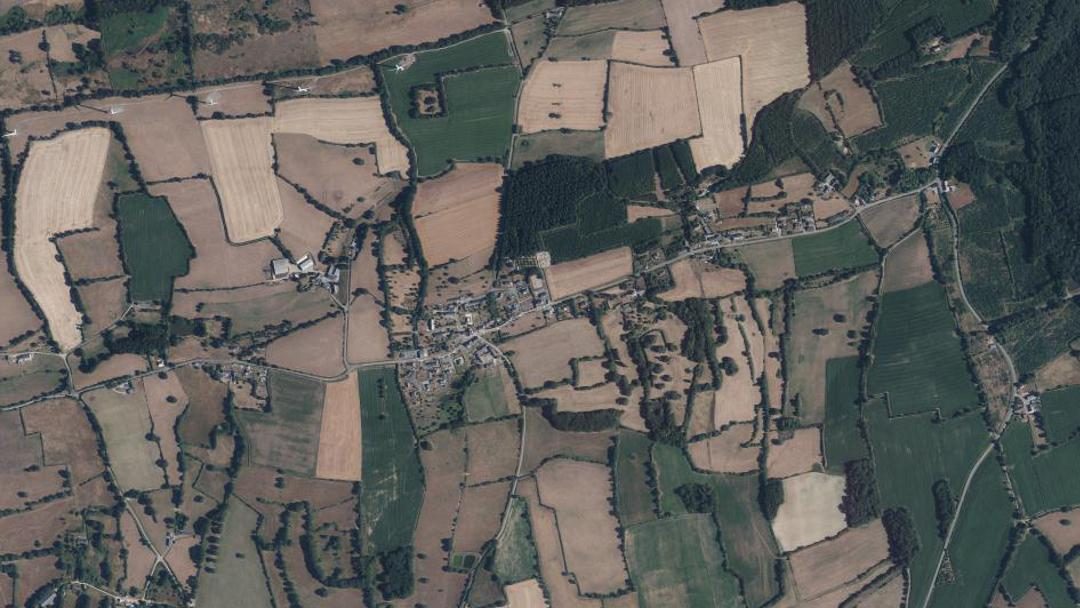 Crennes-sur-Fraubée, Mayenne