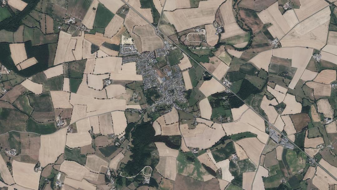Photo 2 — Parné-sur-Roc, Mayenne (53260)