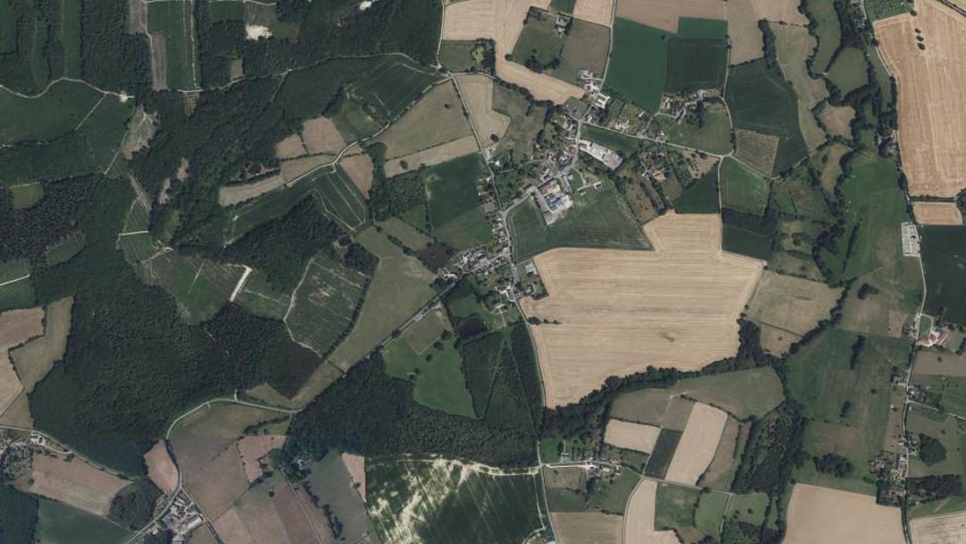 Photo 2 — Ravigny, Mayenne (53370)