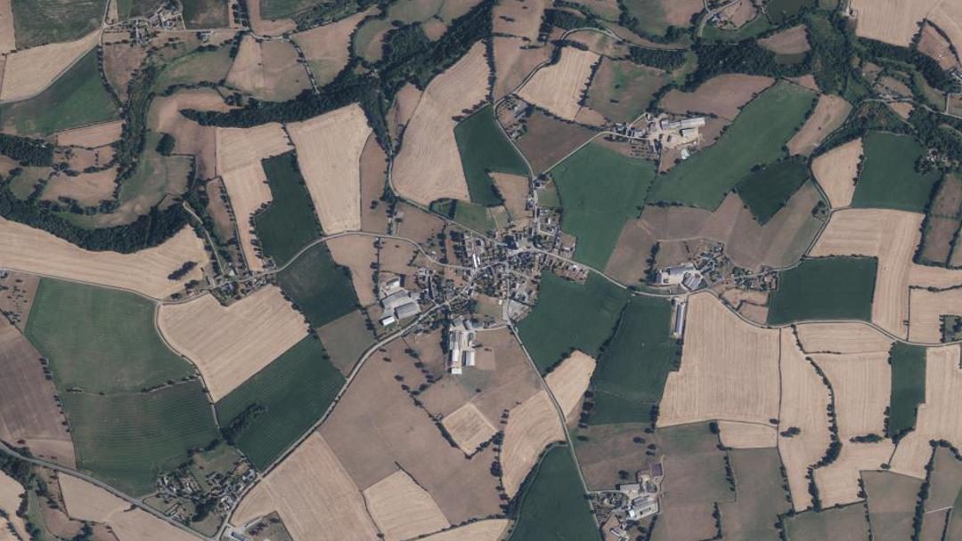 Photo 3 — Saint-Calais-du-Désert, Mayenne (53140)