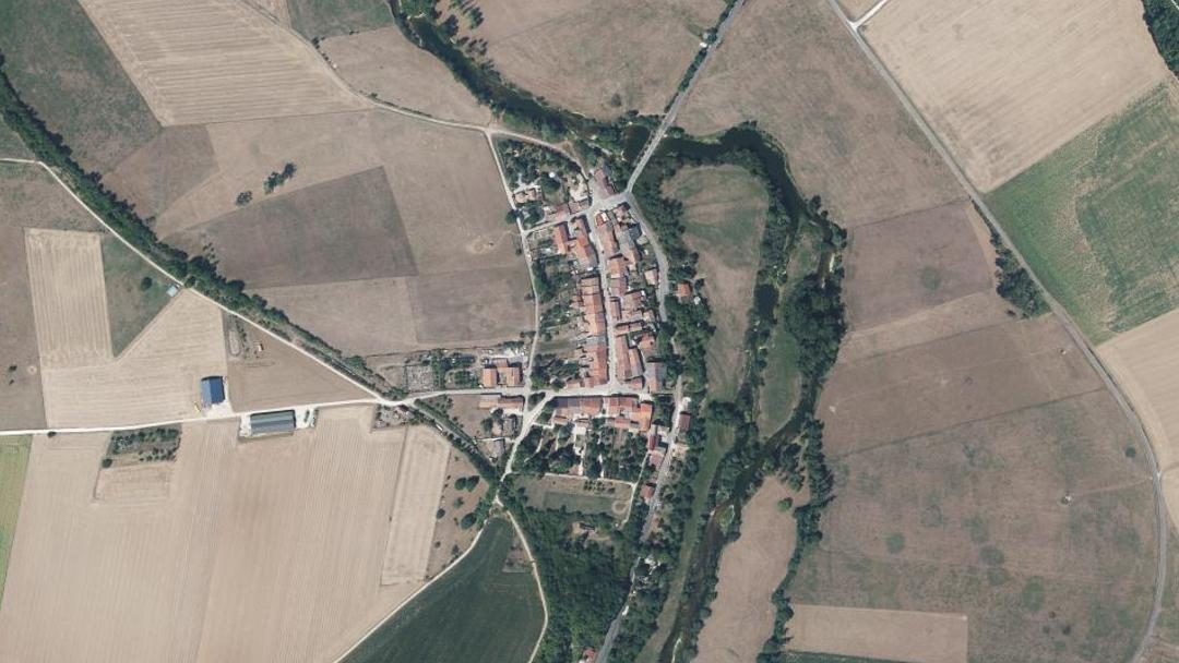 Photo 2 — Ugny-sur-Meuse, Meuse (55140)