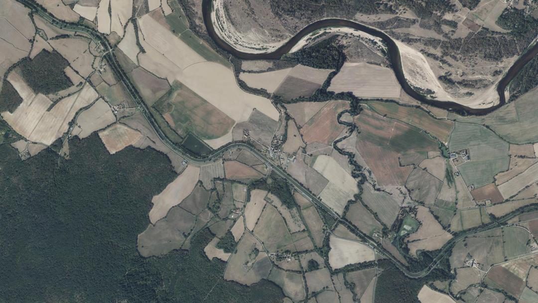 Photo 2 — Avril-sur-Loire, Nièvre (58300)