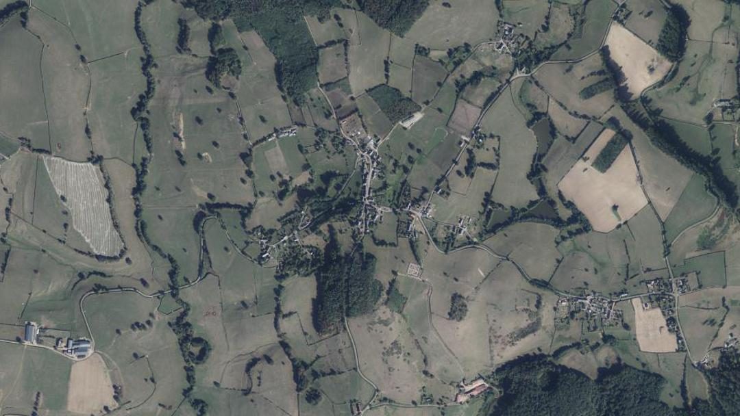 Photo 2 — Dun-sur-Grandry, Nièvre (58110)
