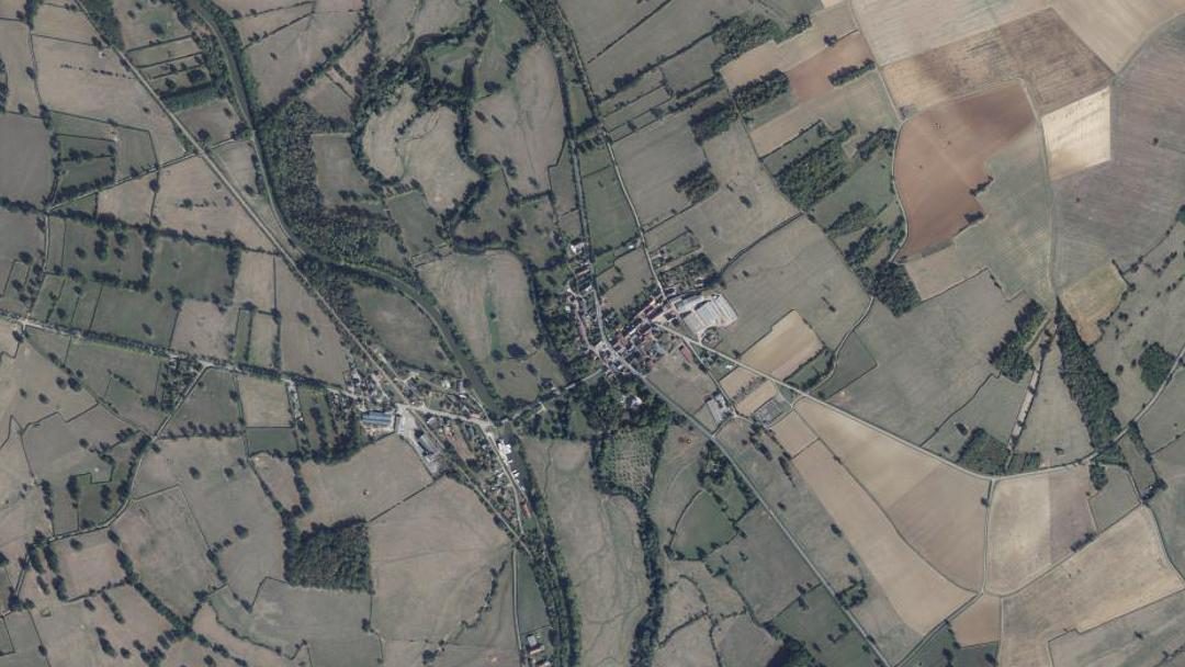 Photo 2 — Flez-Cuzy, Nièvre (58190)
