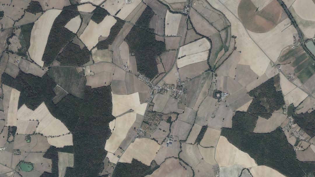 Photo 2 — Luthenay-Uxeloup, Nièvre (58240)