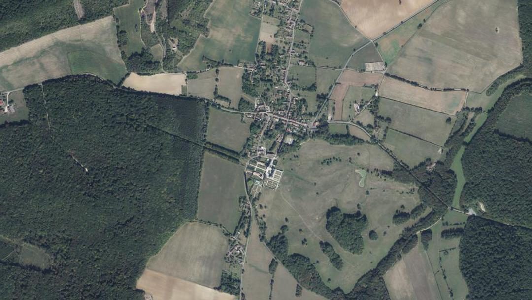 Photo 3 — Menou, Nièvre (58210)