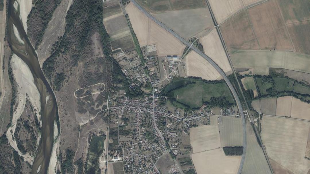 Photo 2 — Mesves-sur-Loire, Nièvre (58400)