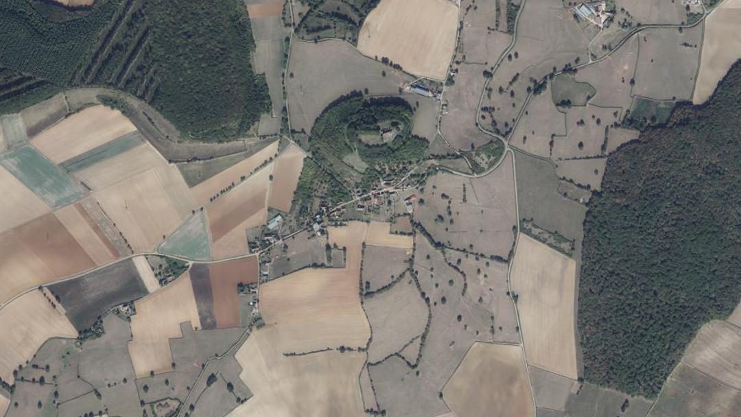 Photo 2 — Montenoison, Nièvre (58700)