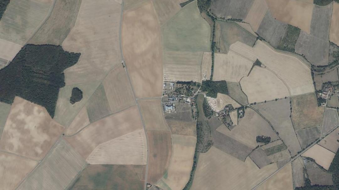 Photo 2 — Varennes-lès-Narcy, Nièvre (58400)