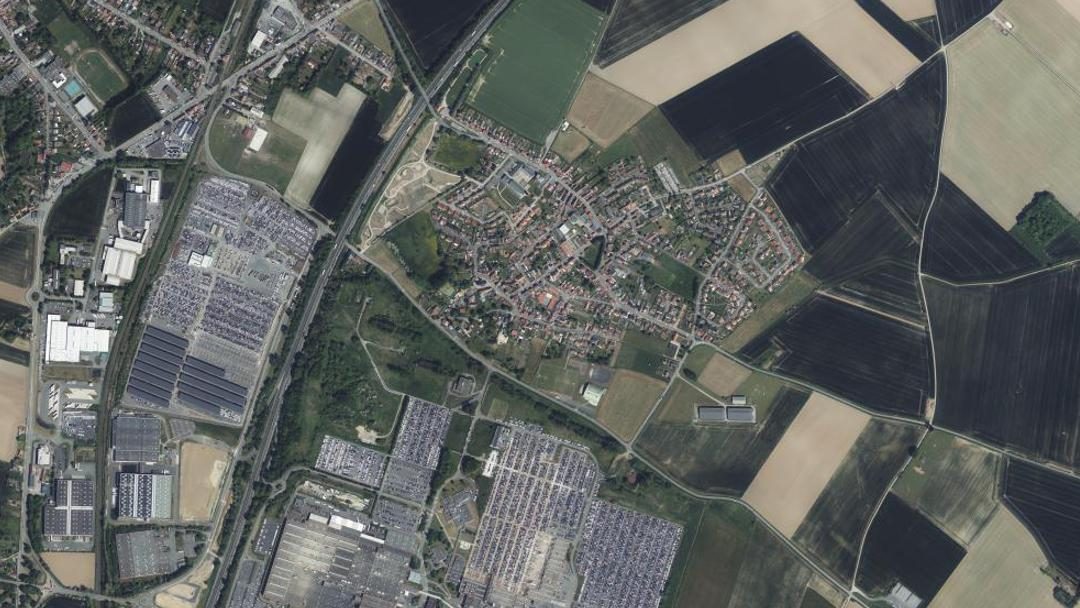 Photo 2 — Lieu-Saint-Amand, Nord (59111)