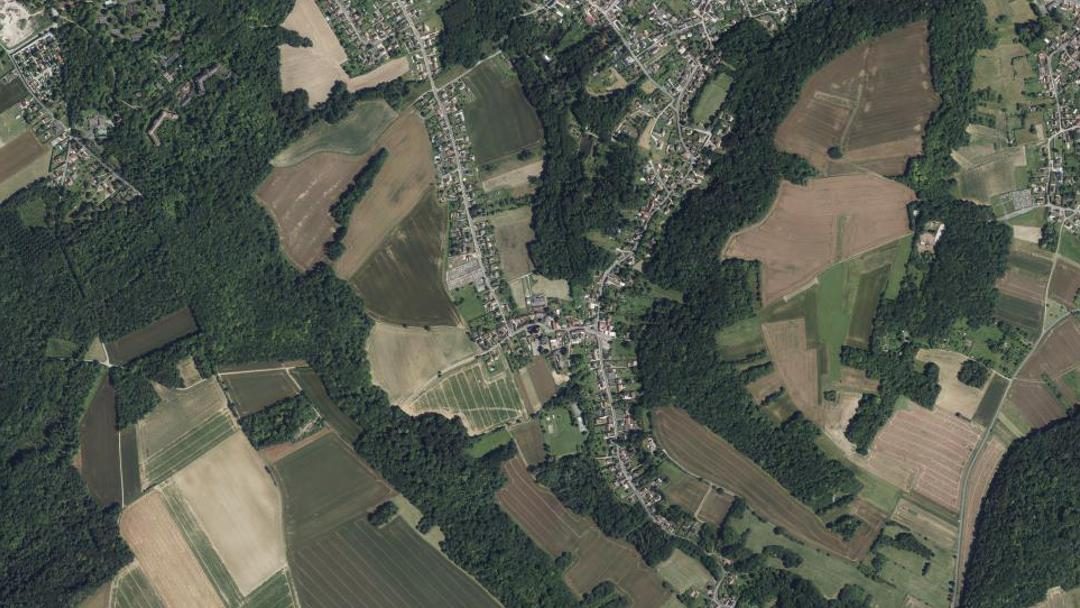 Photo 3 — Angicourt, Oise (60940)