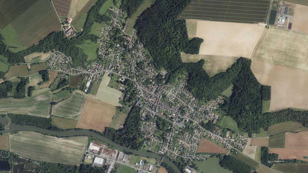 Photo 2 — Attichy, Oise (60350)