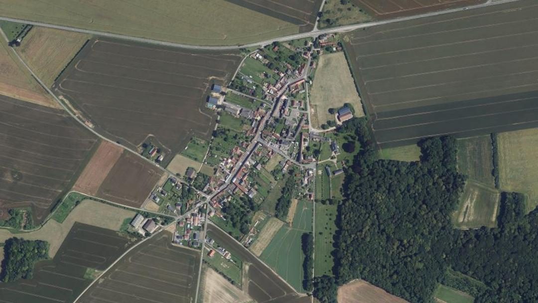 Photo 2 — Le Mesnil-Saint-Firmin, Oise (60120)