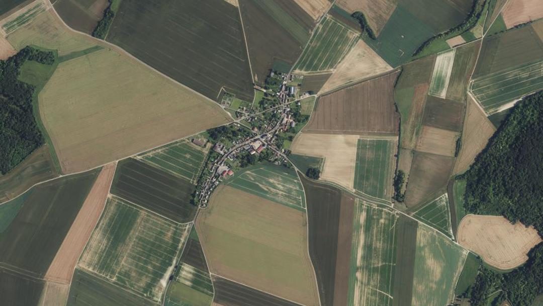 Photo 2 — Le Mesnil-sur-Bulles, Oise (60130)