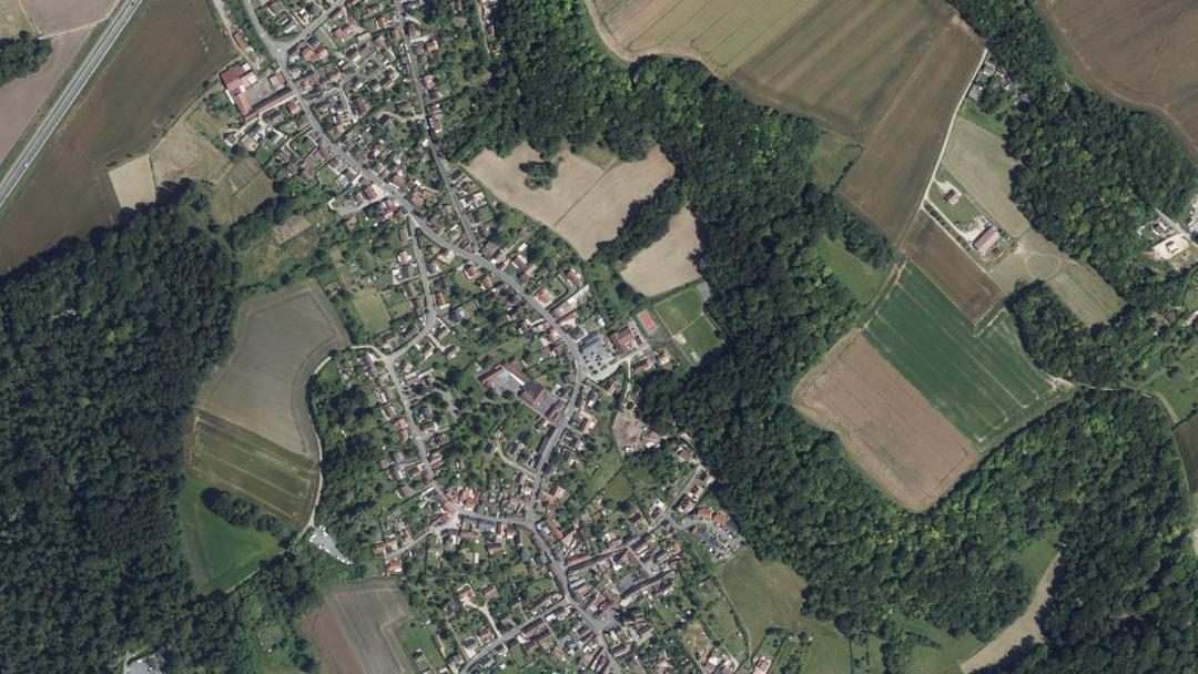 Photo 2 — Mogneville, Oise (60140)