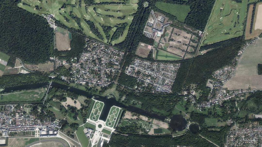 Photo 2 — Vineuil-Saint-Firmin, Oise (60500)
