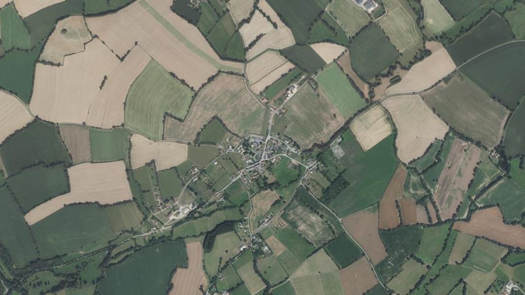 Photo 2 — Lougé-sur-Maire, Orne (61150)