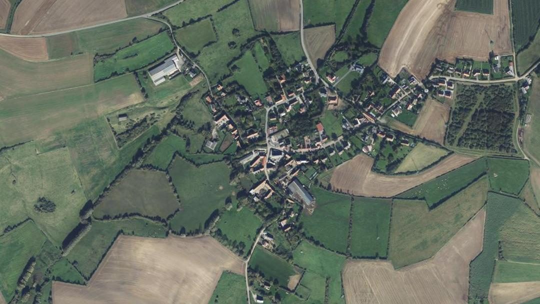 Photo 2 — Maninghen-Henne, Pas-de-Calais (62250)