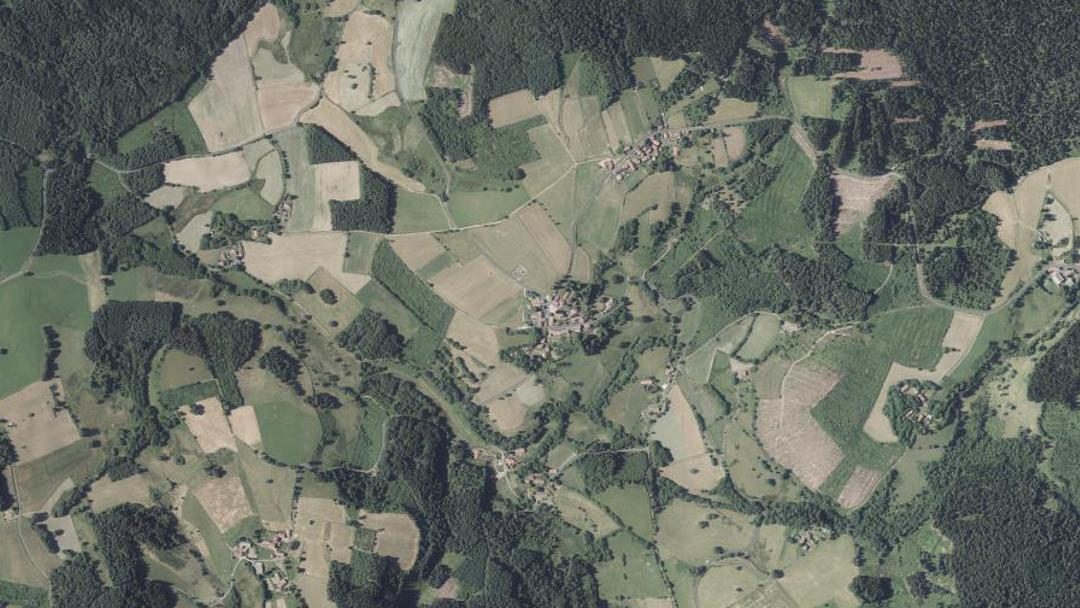 Vue de Aix-la-Fayette, Puy-de-Dôme (63980)