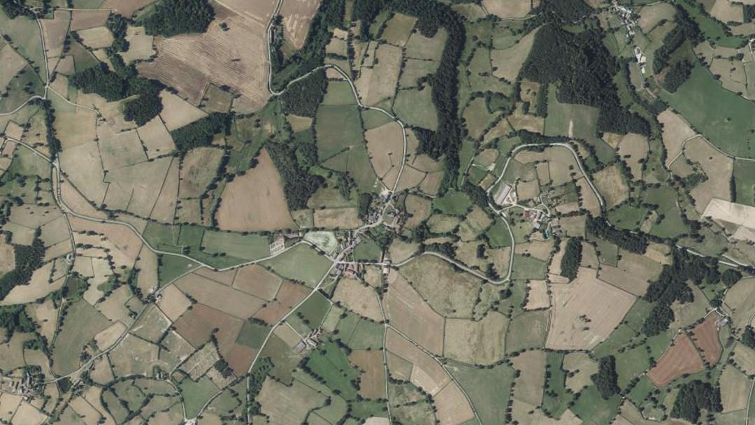 Photo 2 — Saint-Hilaire, Puy-de-Dôme (63330)