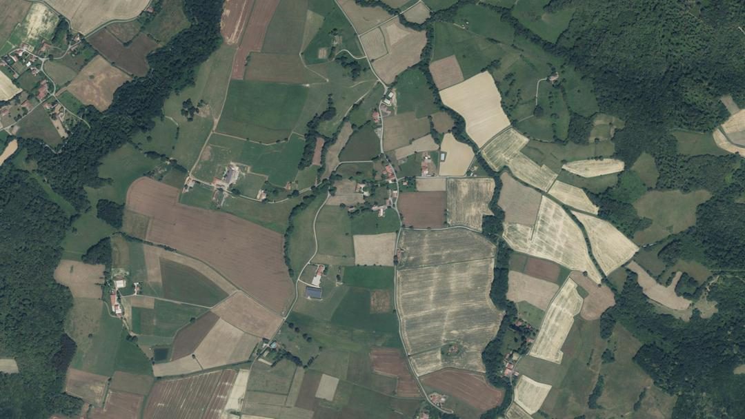 Photo 2 — Devèze, Hautes-Pyrénées (65230)