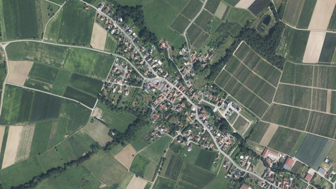 Photo 2 — Oberhoffen-lès-Wissembourg, Bas-Rhin (67160)